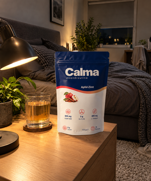 Calma Apfel Zimt am Abend auf dem Nachttisch